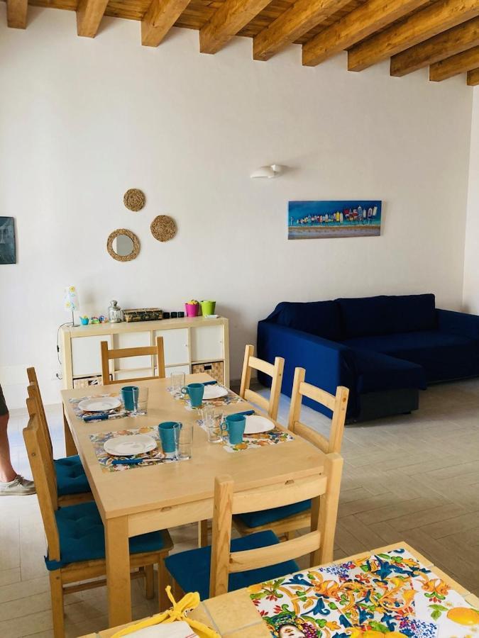 فيلا Casa Gige Isola di Ustica المظهر الخارجي الصورة